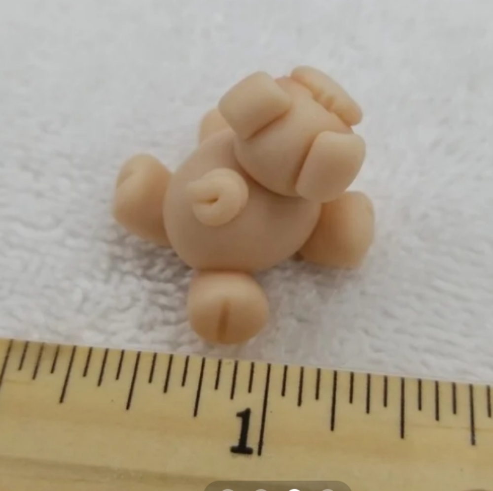Little Pig - Picture 3 of 4